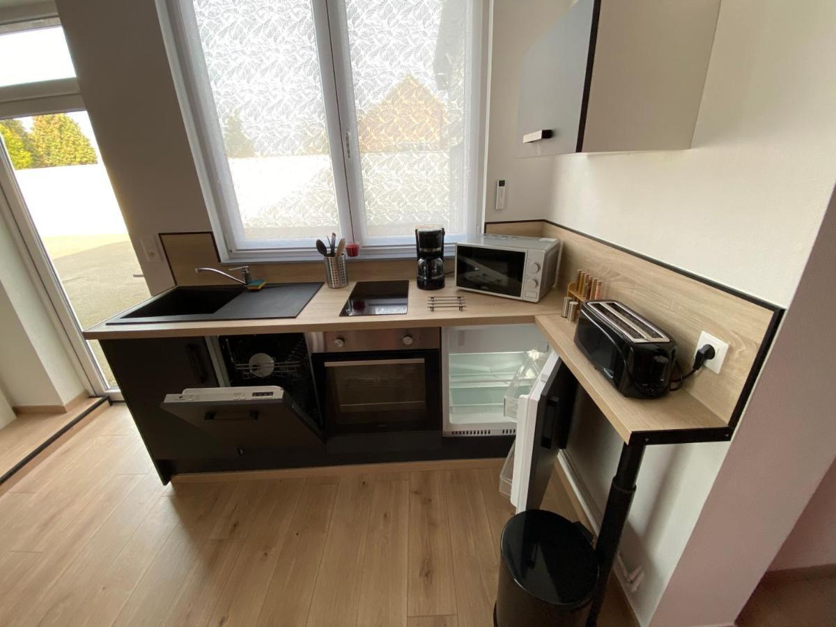 Logements équipés à Onnaing avec espace Balneo en OPTION proche Toyota, autoroute et Valenciennes Esterno foto