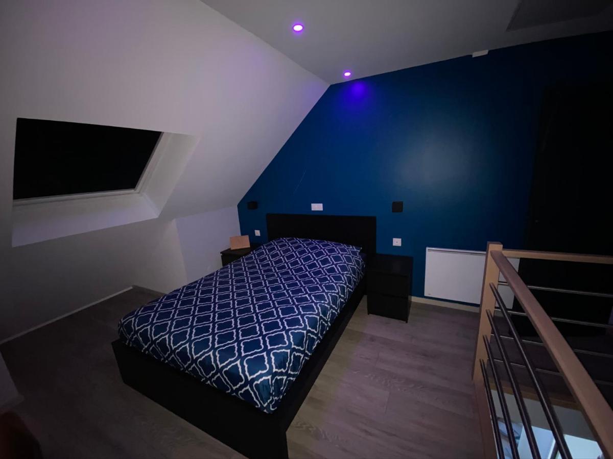 Logements équipés à Onnaing avec espace Balneo en OPTION proche Toyota, autoroute et Valenciennes Esterno foto