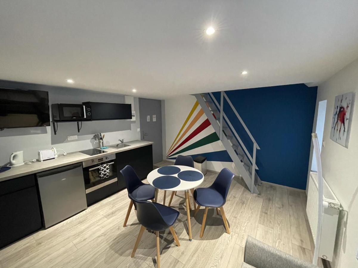 Logements équipés à Onnaing avec espace Balneo en OPTION proche Toyota, autoroute et Valenciennes Esterno foto
